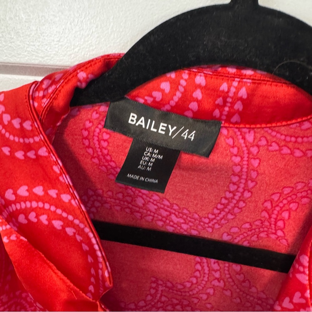 Red Heart Patterned Women's Top - Picture 3 of 3